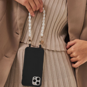 Why Luxury Phone Accessories Are Worth the Investment